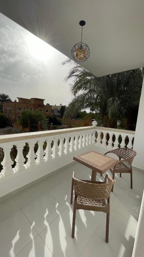 Moon House Of شقة الأقصر